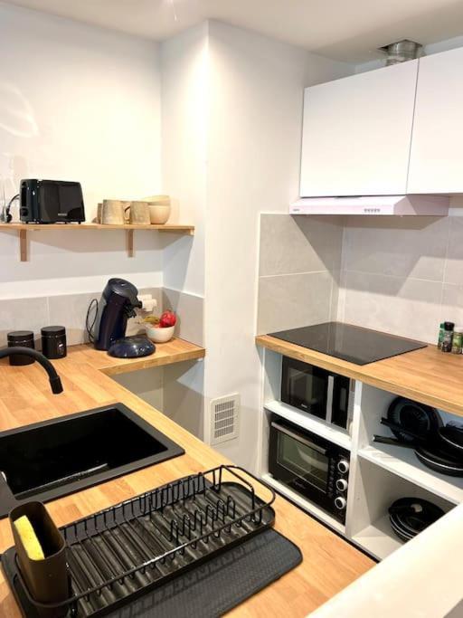 Le Jeanne, Appartement En Duplex Proche Forteresse Et Centre Ville Шинон Экстерьер фото